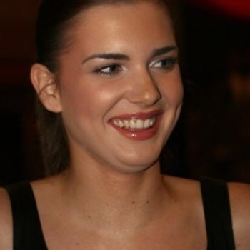 Anghjula - Steinhaus - Valais | Strip Tease