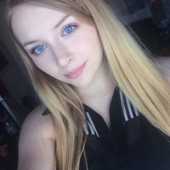 Anne-constance - Vezia - Tessin | Strip Tease