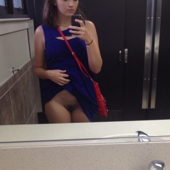 Shady - Brot-Plamboz - Neuchâtel | Strip Tease