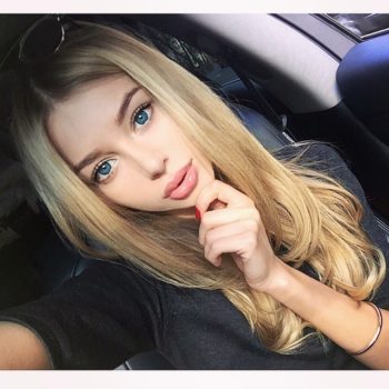 Ismaela - Chavannes-le-Veyron - Vaud | Strip Tease