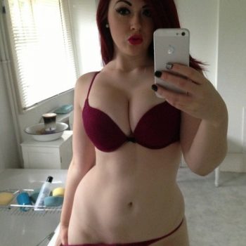 Imaan - Seewil - Berne | Strip Tease