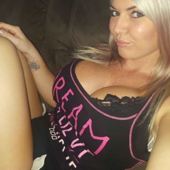 Estitxu - Schönholzerswilen - Thurgovie | Strip Tease