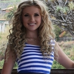 Teresina - Villigen - Argovie | Strip Tease