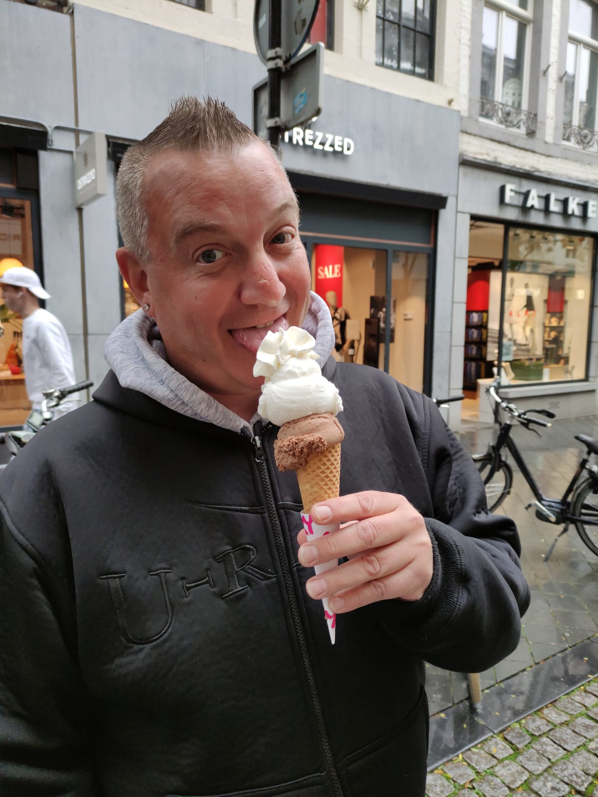 Emine - Nussbaumen AG - Argovie | Strip Tease