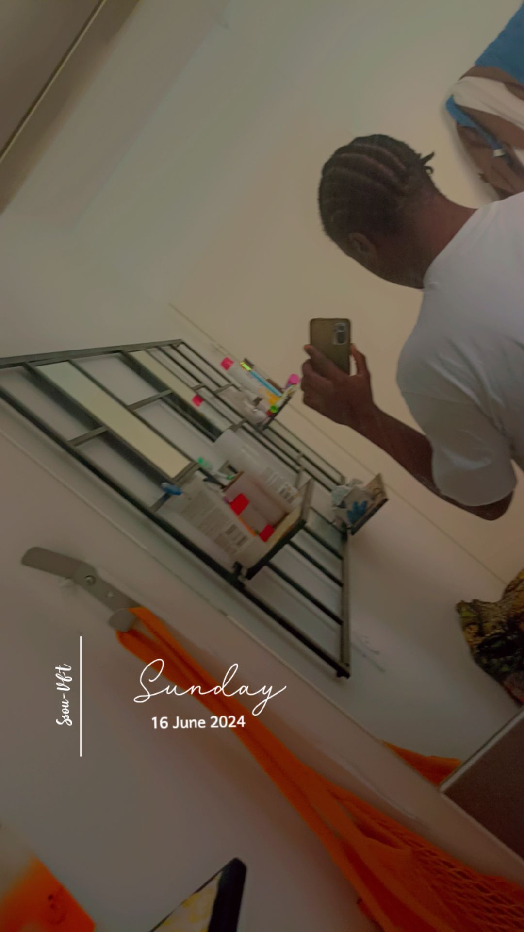 Jezy - Cumpadials - Grisons | Strip Tease