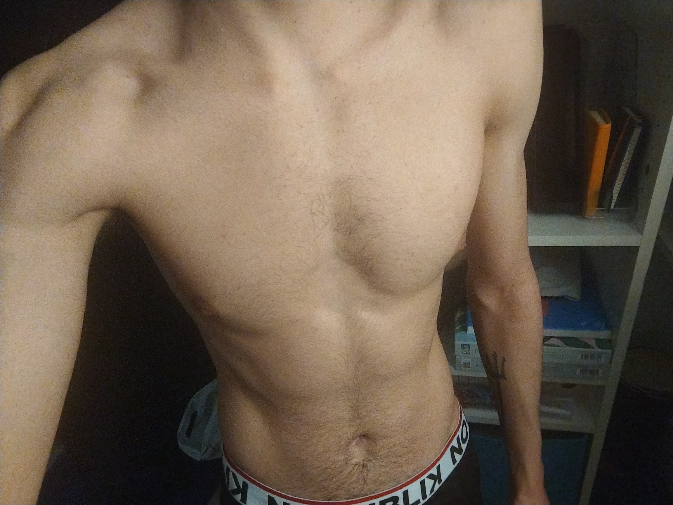 Najeh - Giebenach - Bâle-Campagne | Strip Tease