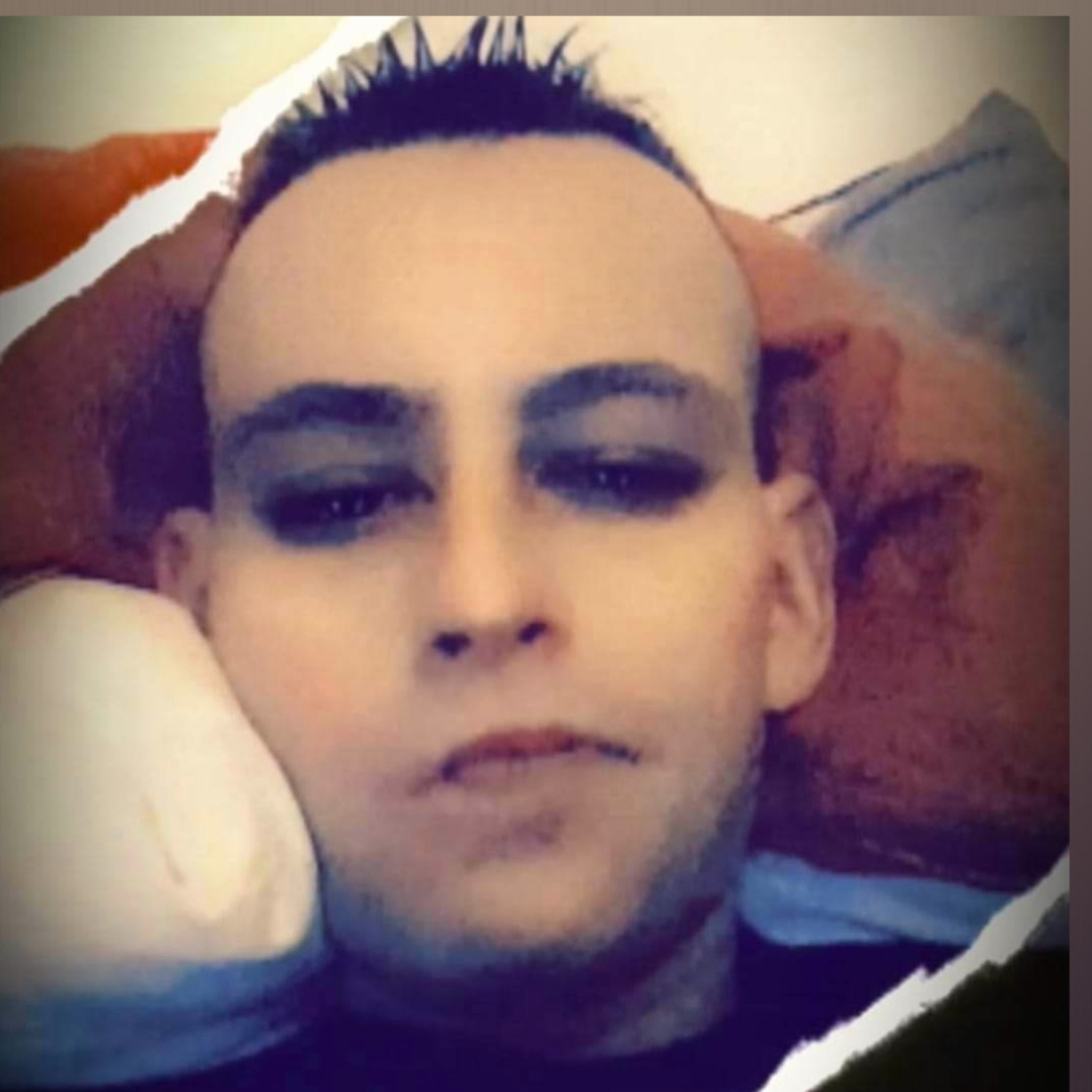 Yonah - Benzenschwil - Argovie | Strip Tease