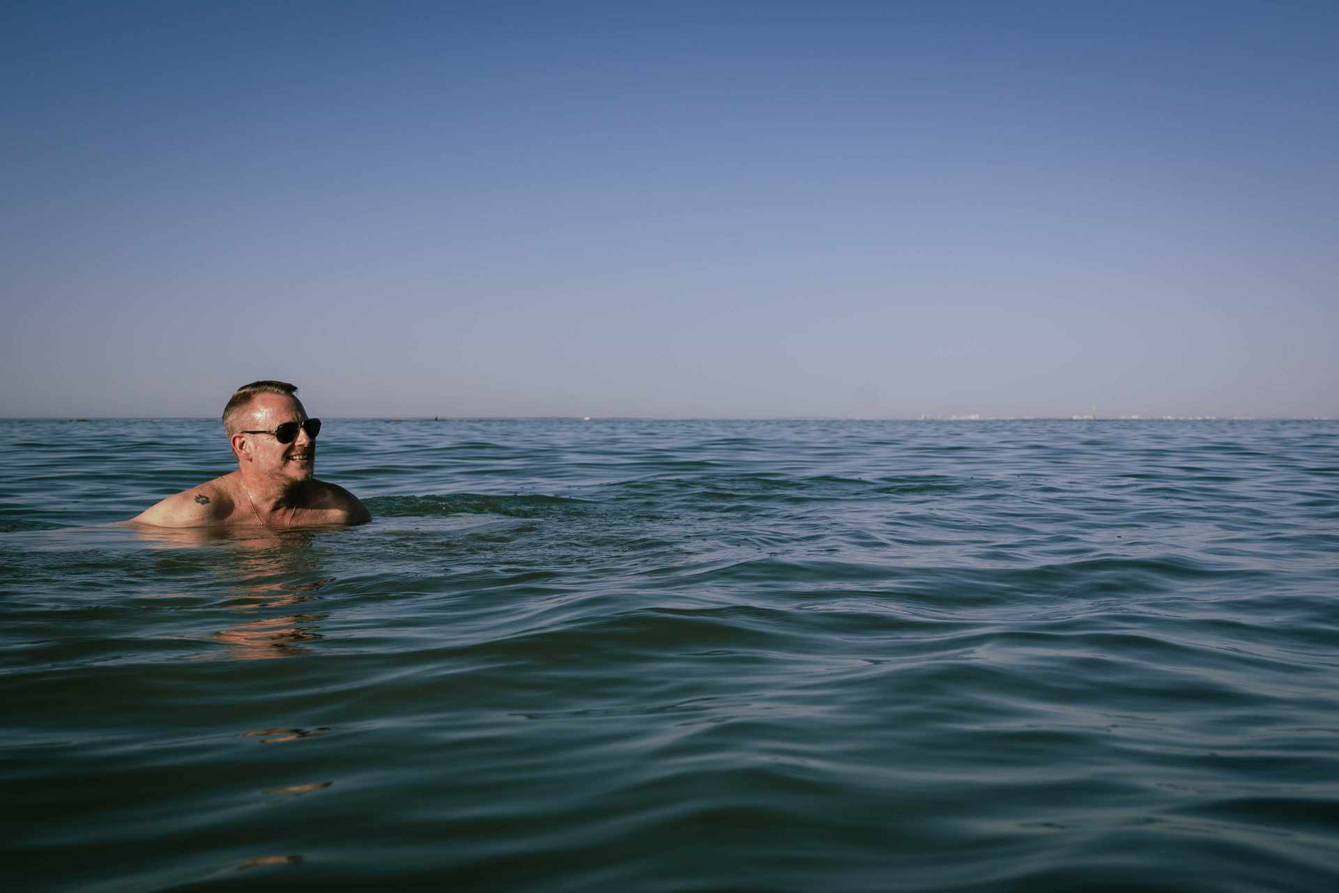 Thimotee - Engi - Glaris | Strip Tease