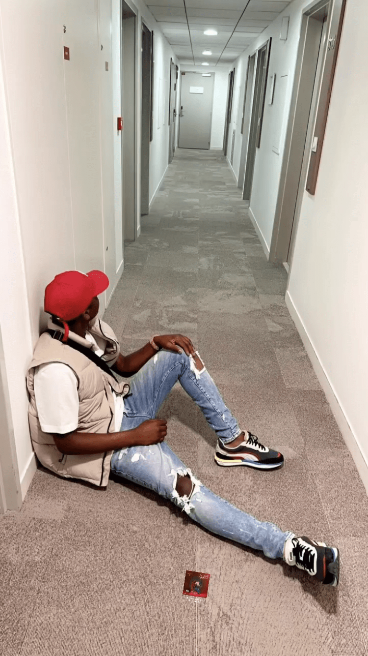 Yigit - Geltwil - Argovie | Strip Tease