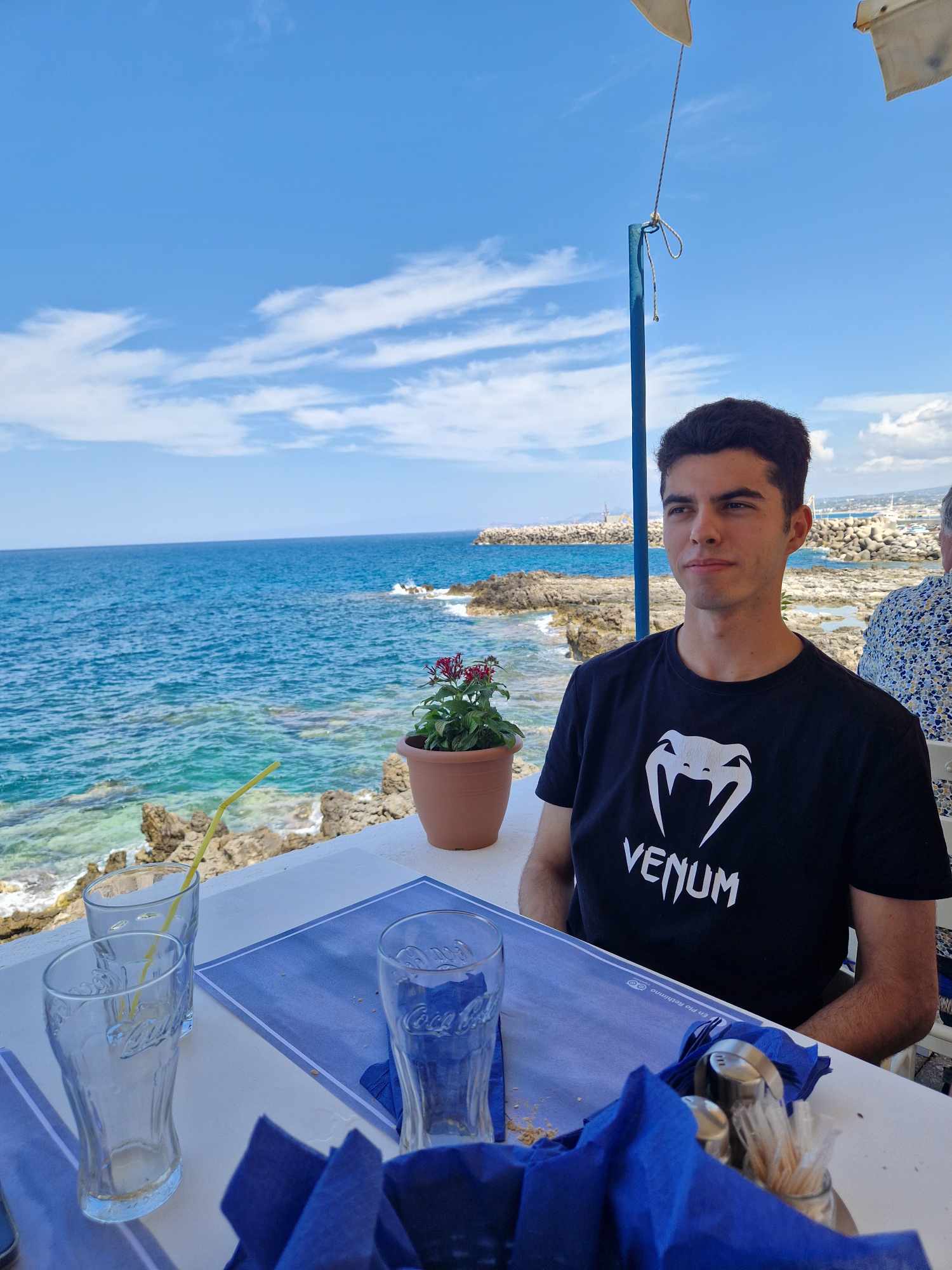 Khan - Bâle - Bâle-Ville | Strip Tease