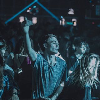 Rossano - Veyrier - Genève | Strip Tease