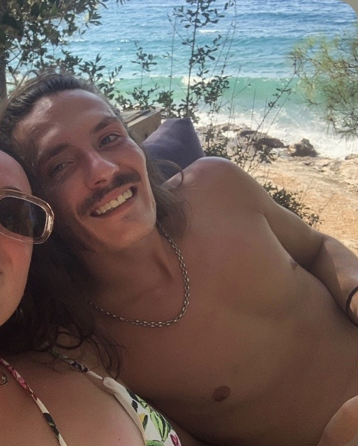 Kheo - Fontaines NE - Neuchâtel | Strip Tease