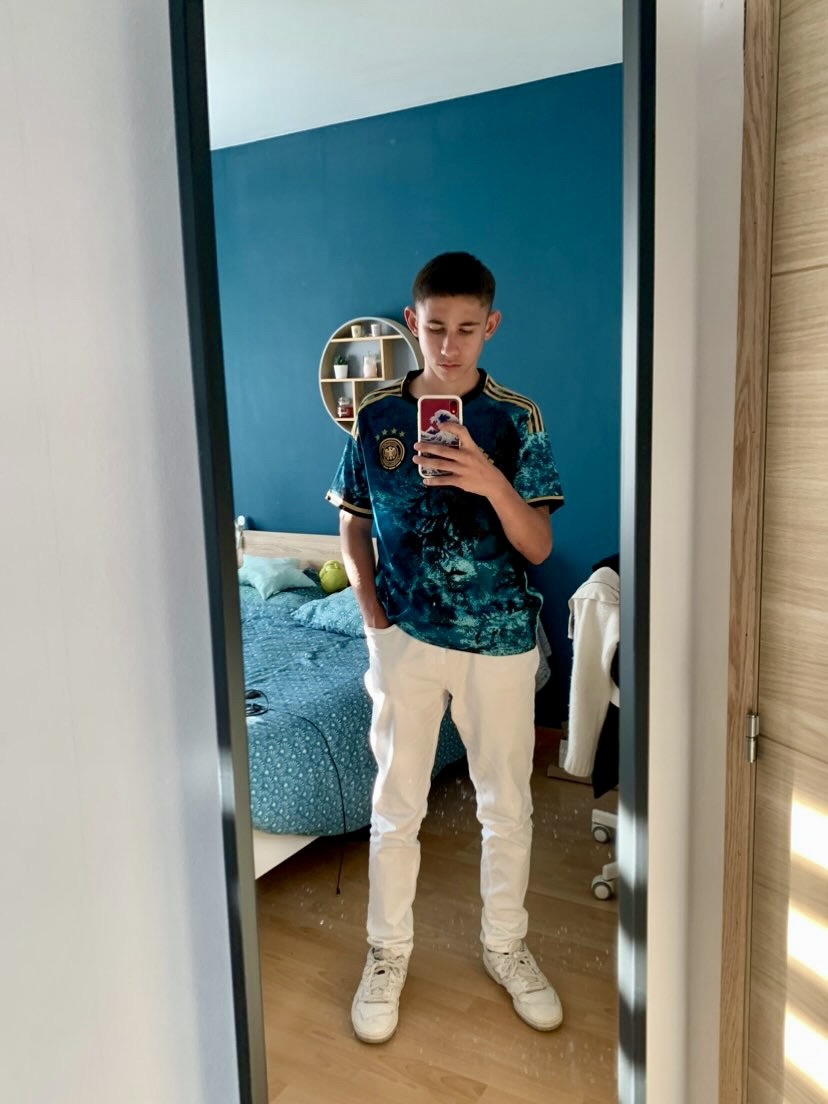 Aslem - Oulens-sur-Lucens - Vaud | Strip Tease