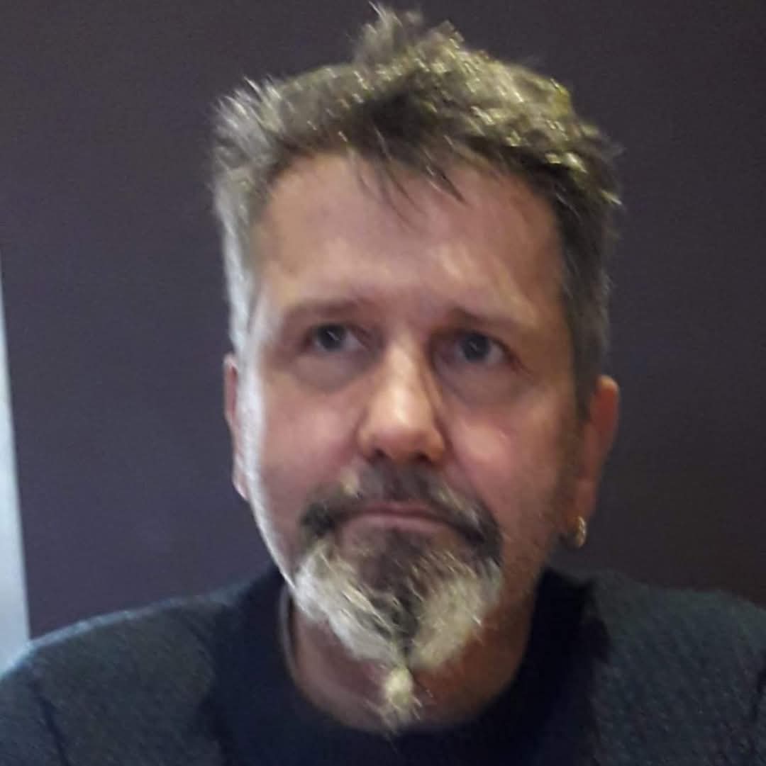 Erdogan - Miglieglia - Tessin | Strip Tease