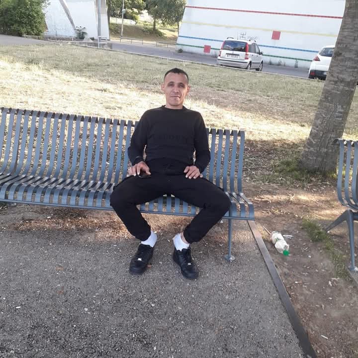 Gad - Büren an der Aare - Berne | Strip Tease