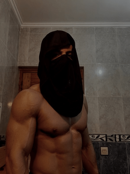 Yonatan - Breno - Tessin | Strip Tease