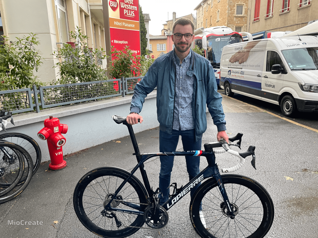 Gaizka - Mollens VD - Vaud | Strip Tease