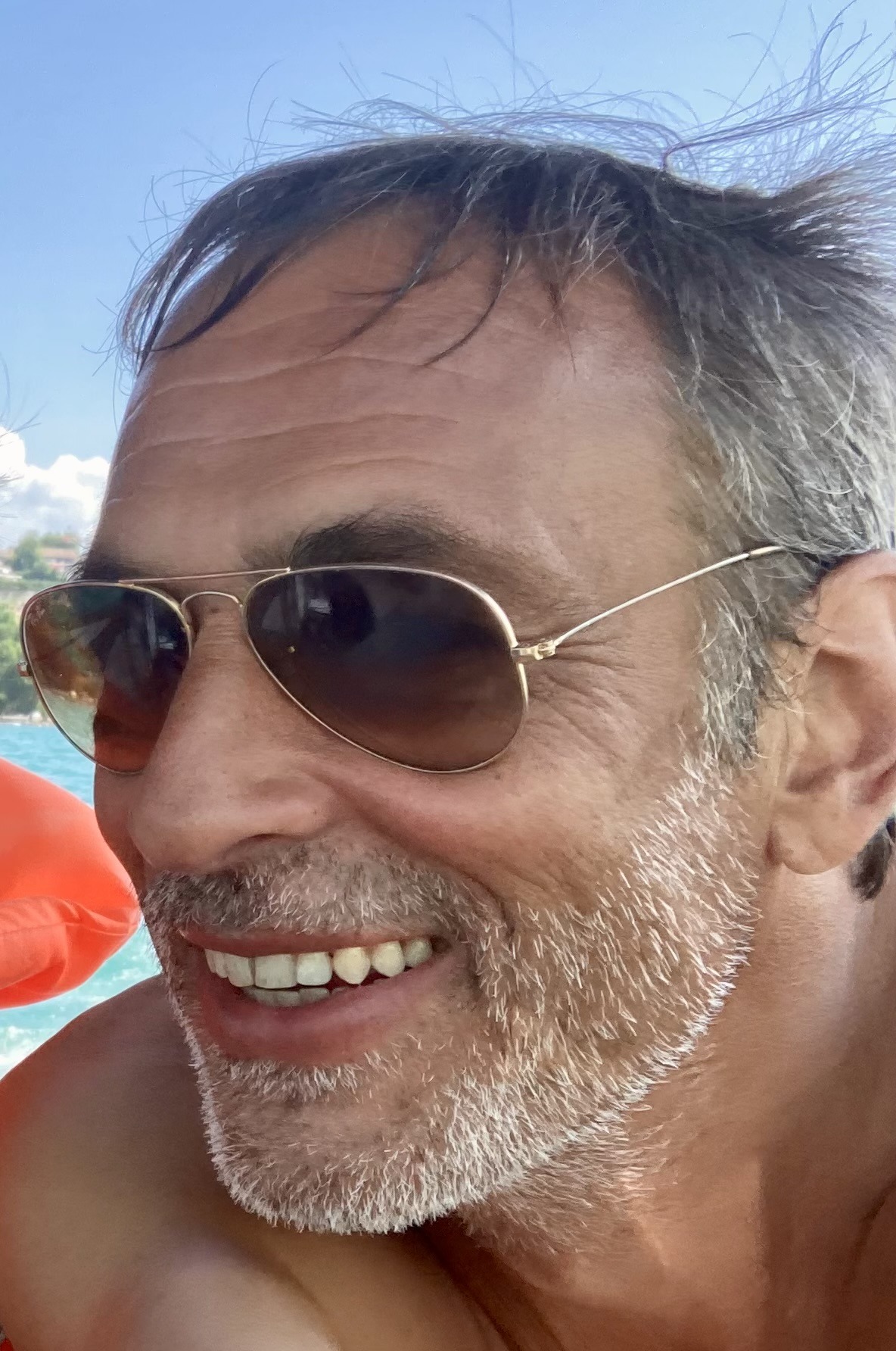 Abdenasser - Stugl/Stuls - Grisons | Strip Tease