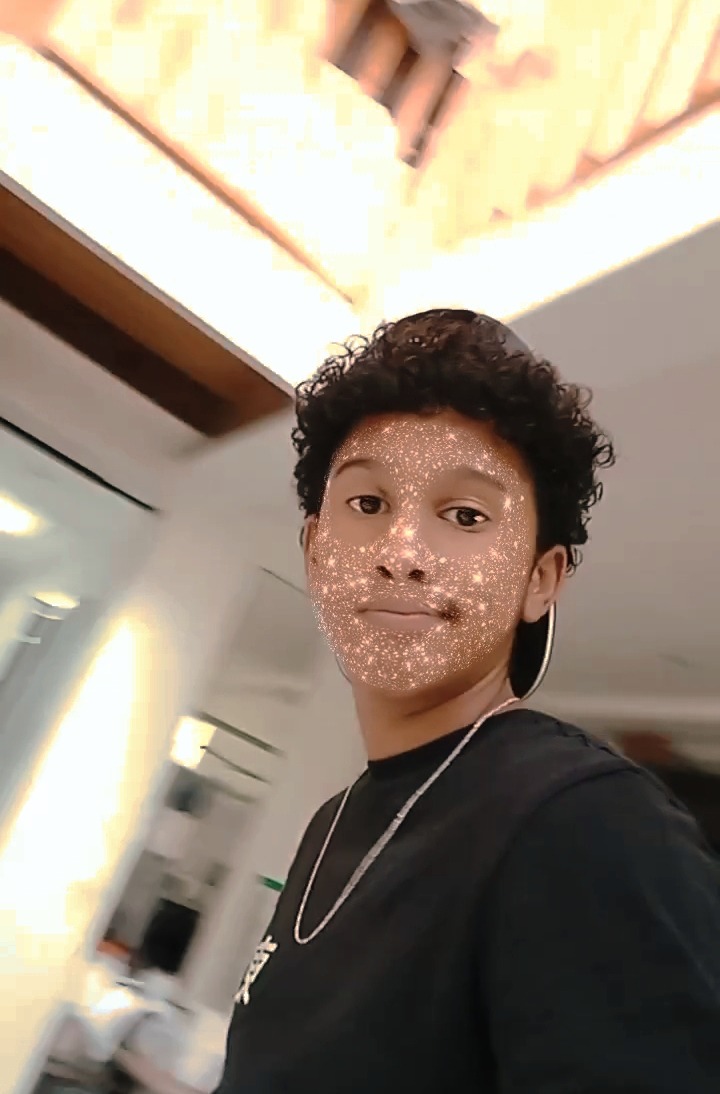 Diya - Nidau - Berne | Strip Tease