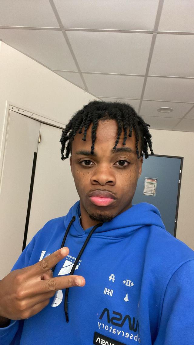 Elisio - Bözberg - Argovie | Strip Tease