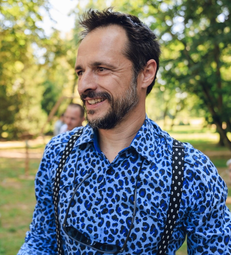 Rédouane - Avegno - Tessin | Strip Tease