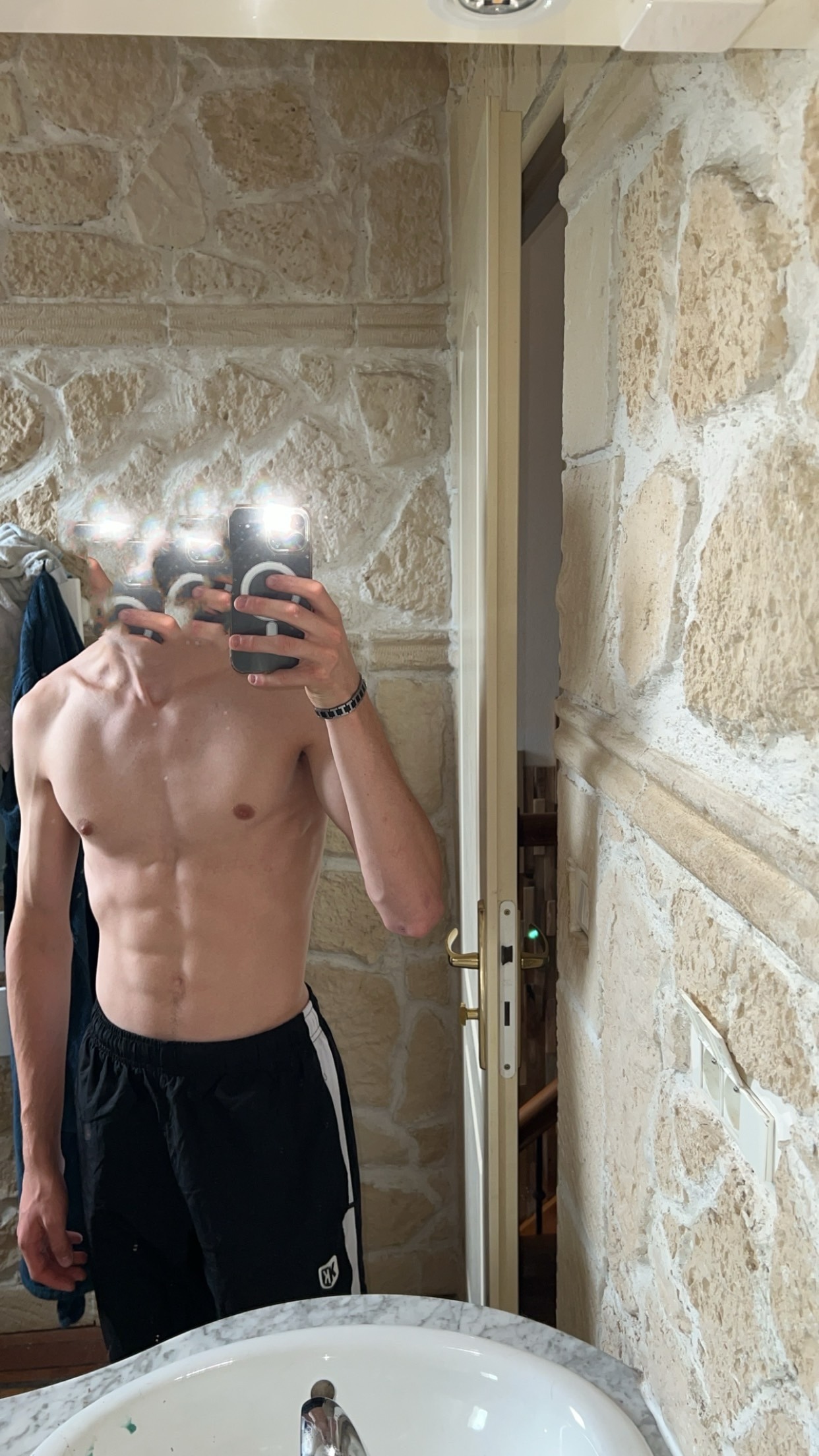 Madjid - Herzogenbuchsee - Berne | Strip Tease