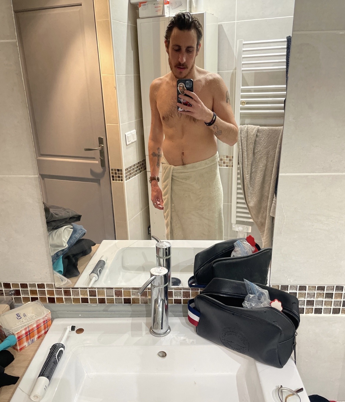 Sinan - Ennetbaden - Argovie | Strip Tease