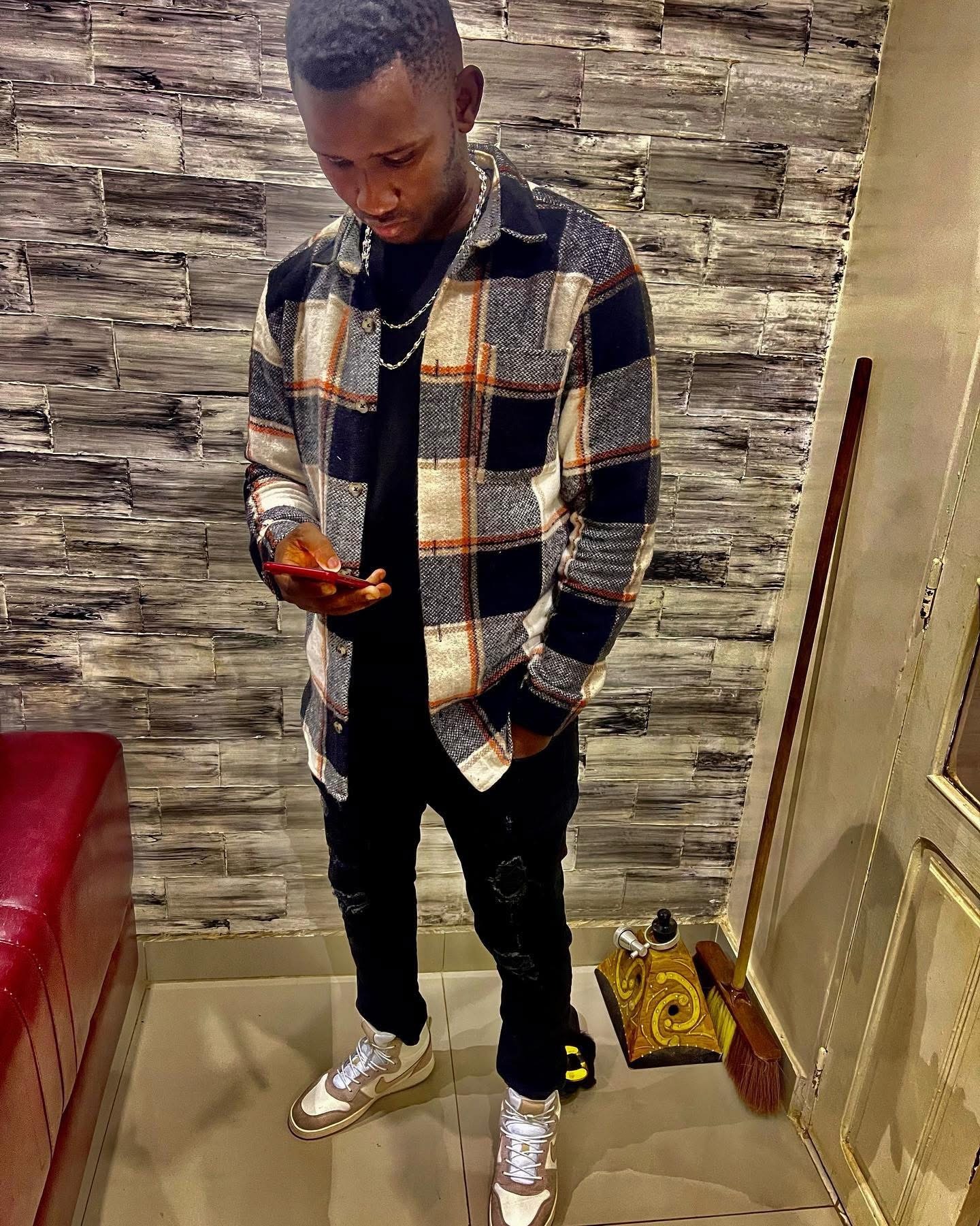 Gwen - Wölflinswil - Argovie | Strip Tease