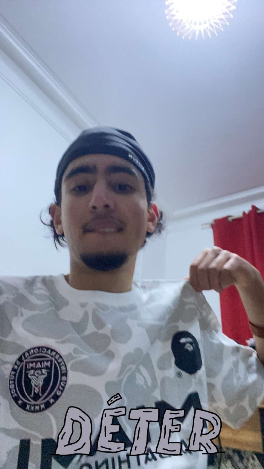 Ozvan - Wiesenberg - Nidwald | Strip Tease