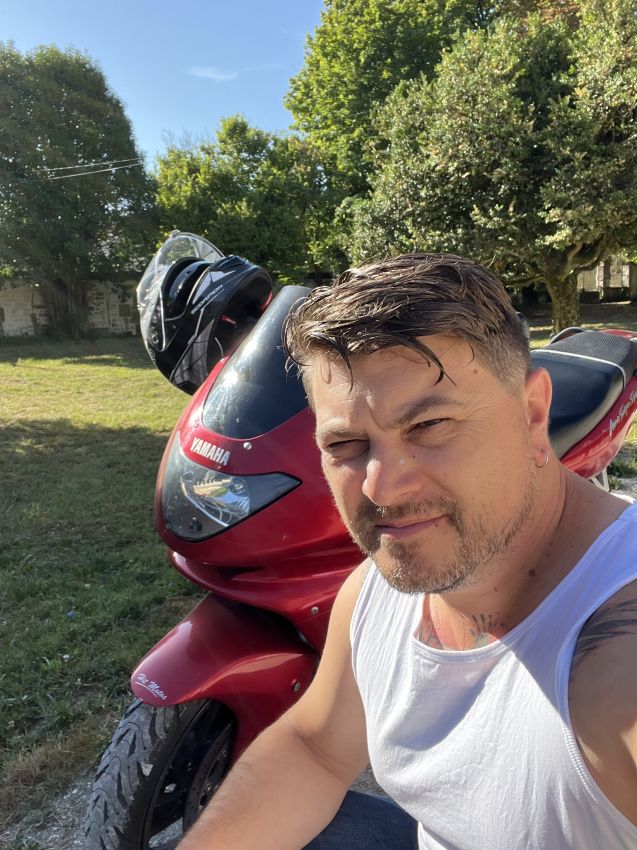 Chaher - Pedrinate - Tessin | Strip Tease