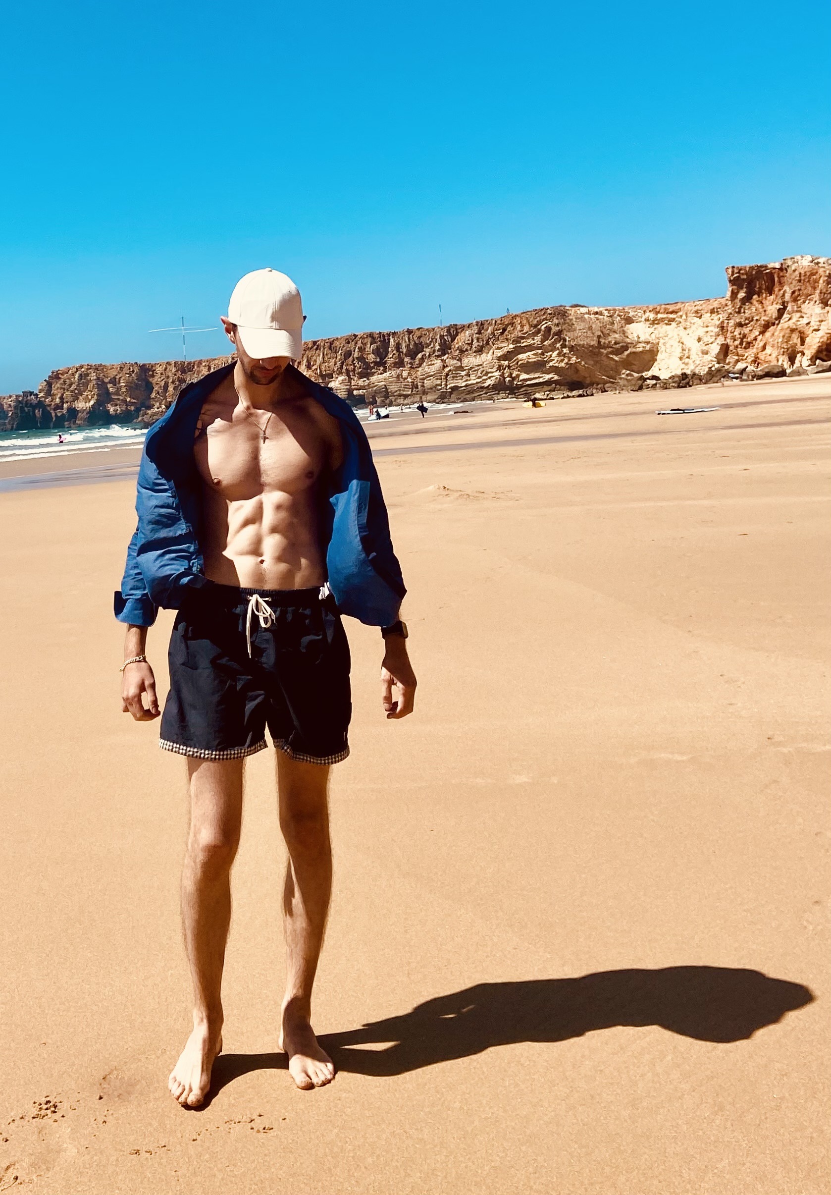 Amdjad - Locarno - Tessin | Strip Tease