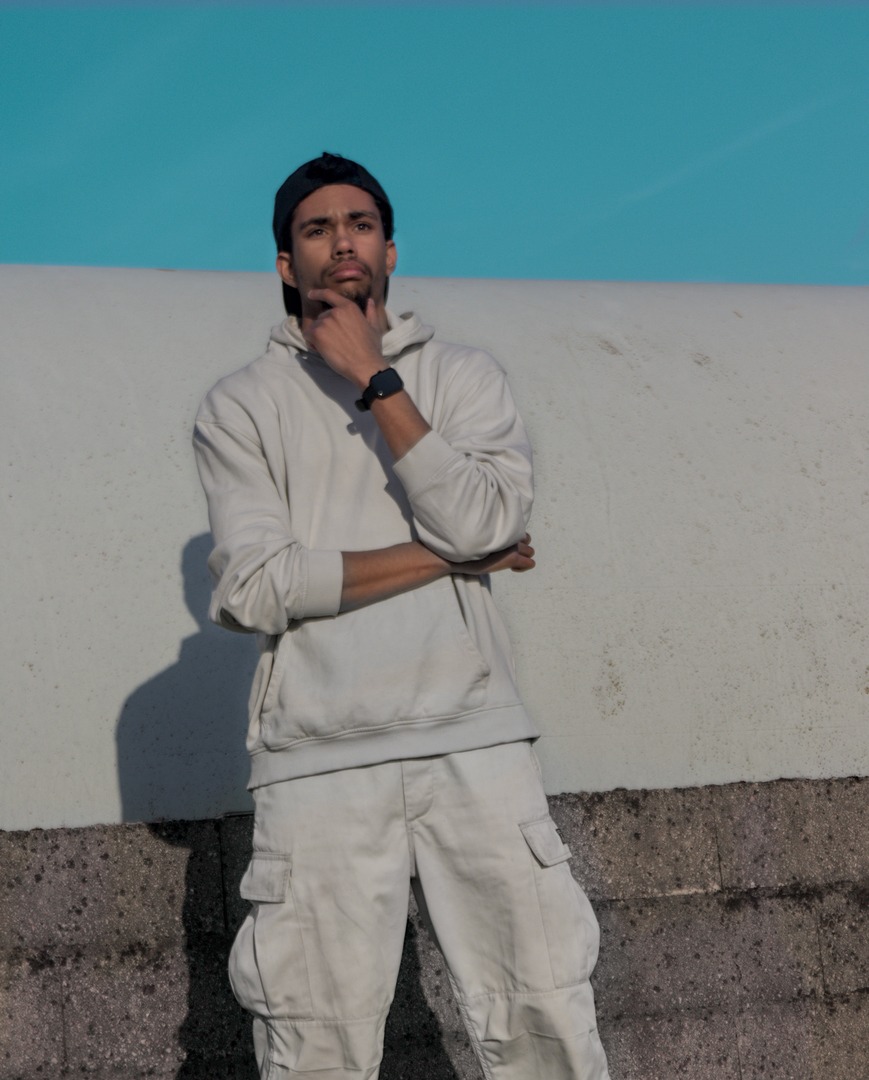 Corneille - Mur (Vully) VD - Vaud | Strip Tease