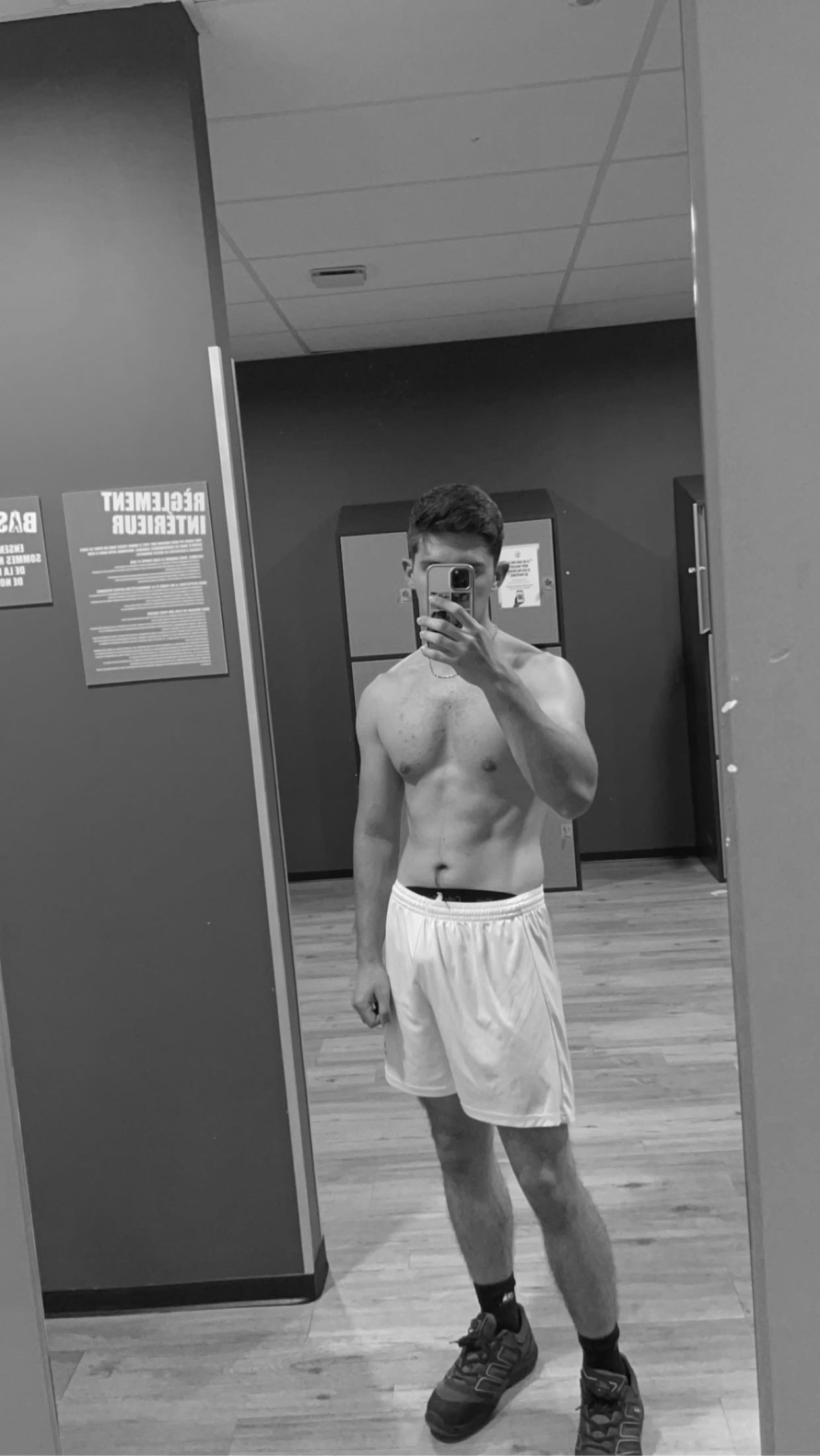 Hocine - Hertenstein AG - Argovie | Strip Tease