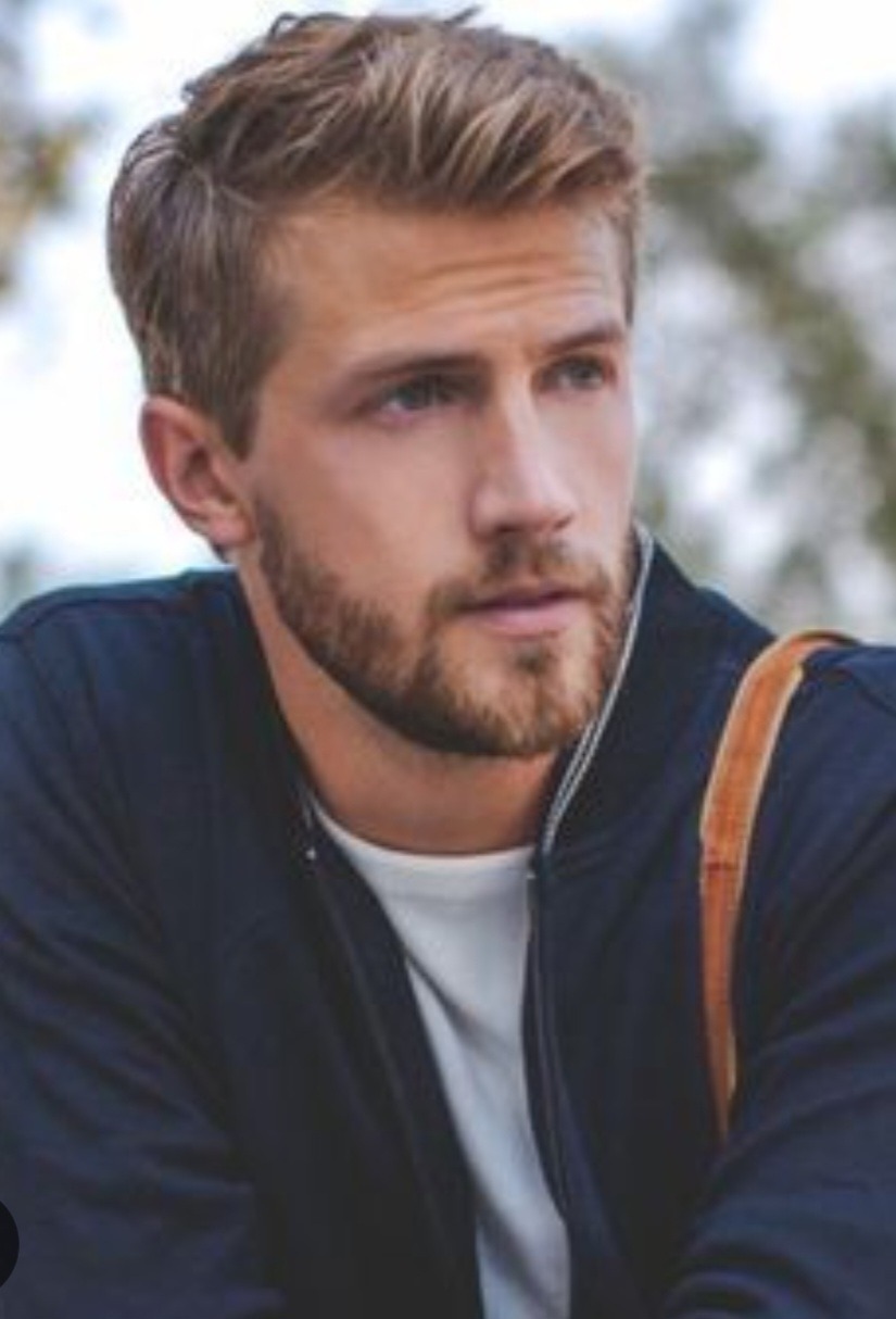 Bandiougou - Basadingen - Thurgovie | Strip Tease