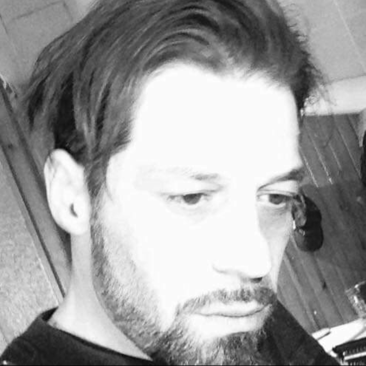 Mathurin - Glashütten - Argovie | Strip Tease