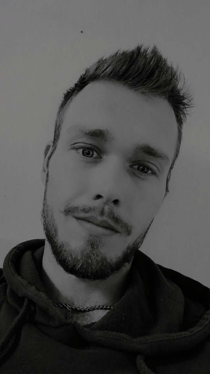 Milano - Rekingen AG - Argovie | Strip Tease