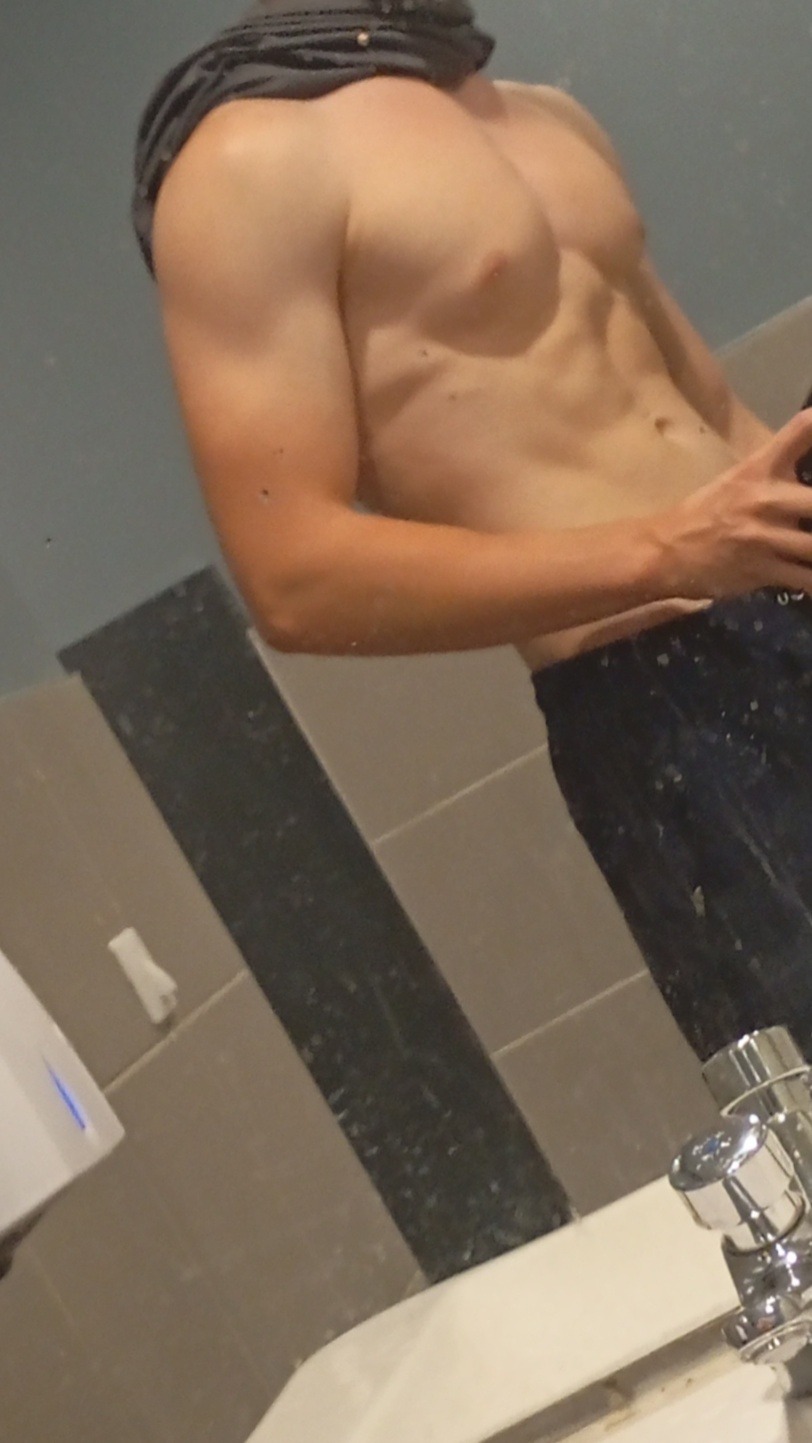 Issem - Tägerschen - Thurgovie | Strip Tease