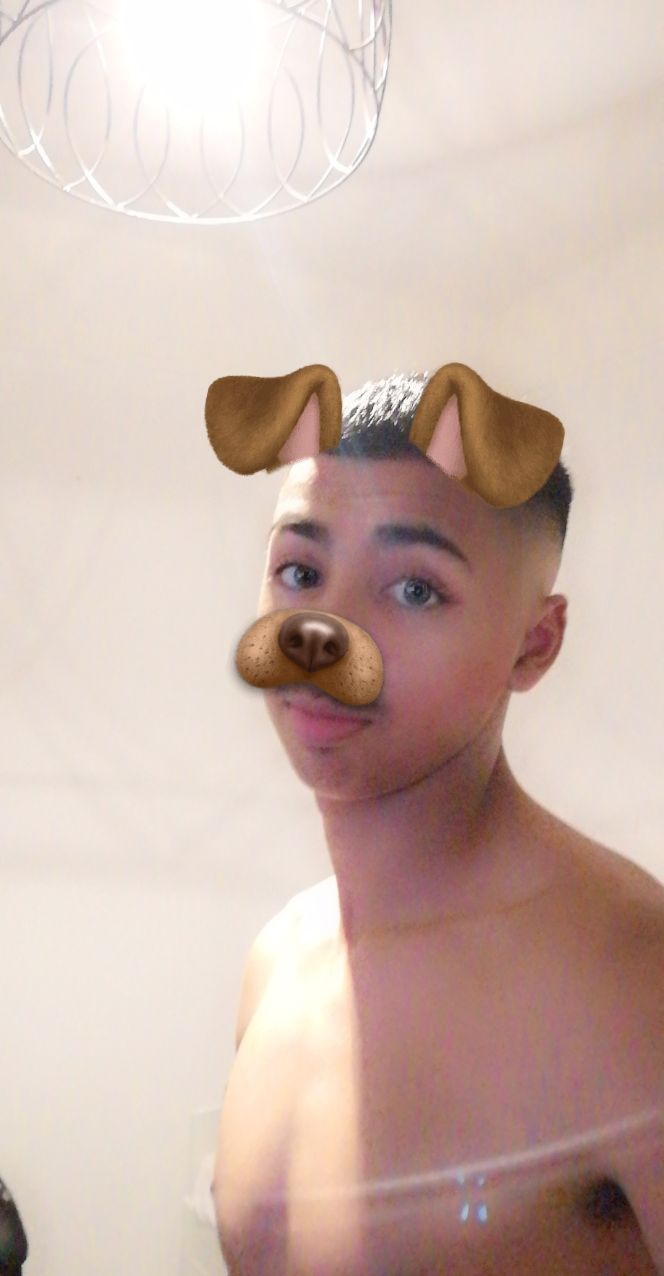 Mohamed-younes - Veytaux - Vaud | Strip Tease