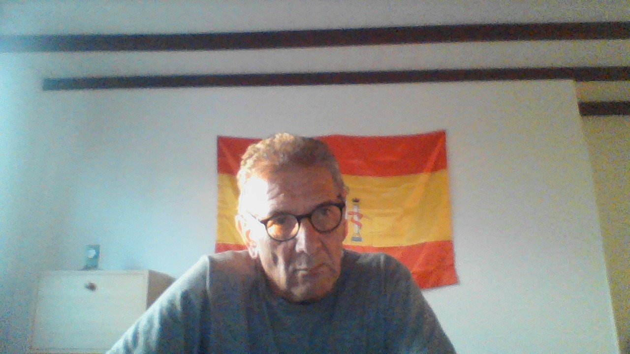 Marat - Bourg-St-Pierre - Valais | Strip Tease