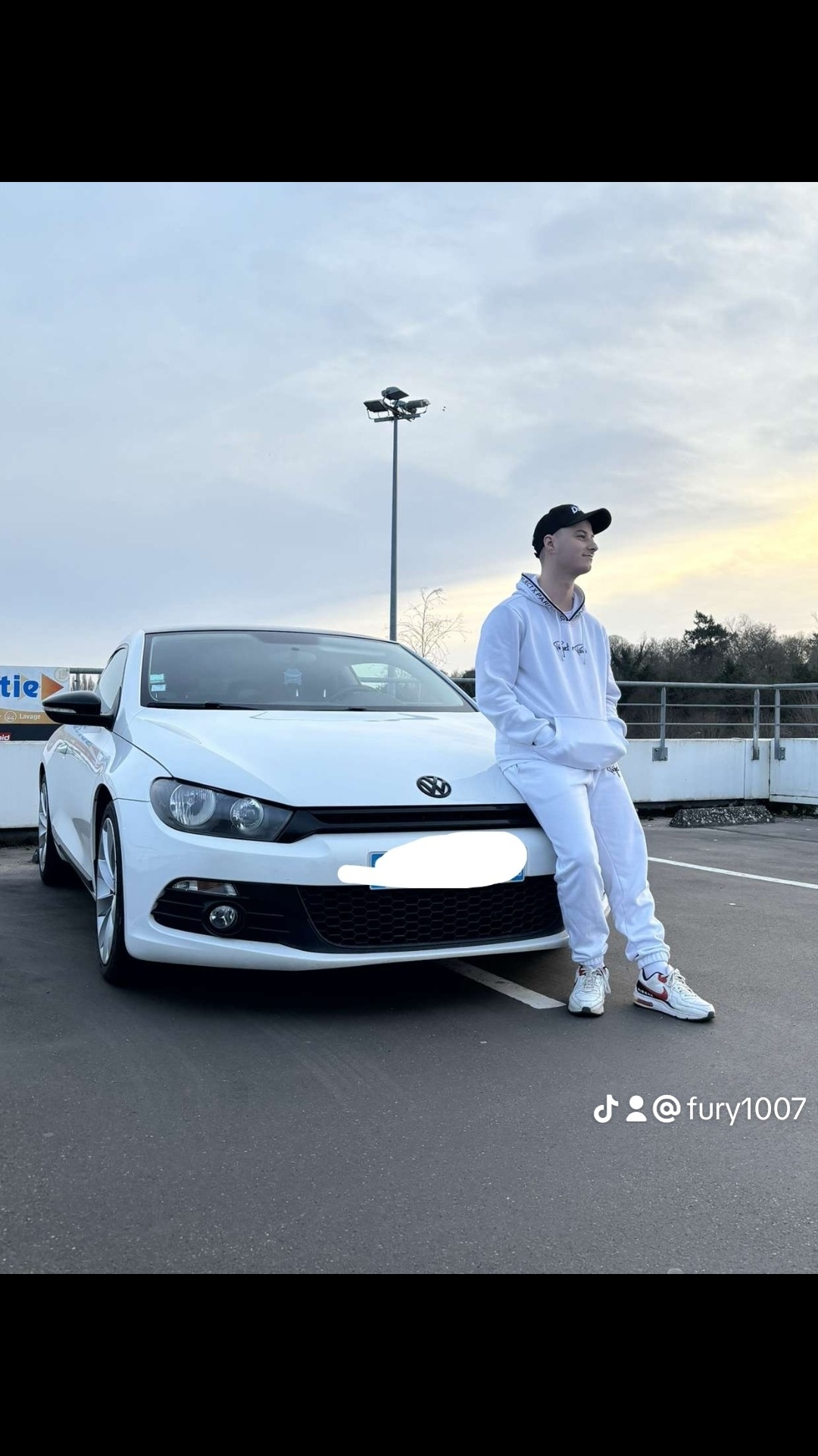 Edy - Vairano - Tessin | Strip Tease